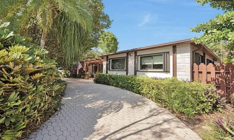 1970s Miami Palace House